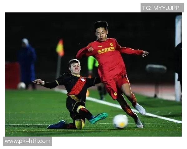 2025年现役足球球星实力排名分析 谁是当今足坛的顶级巨星 2025年现役足球球星实力排名分析 谁是当今足坛的顶级巨星